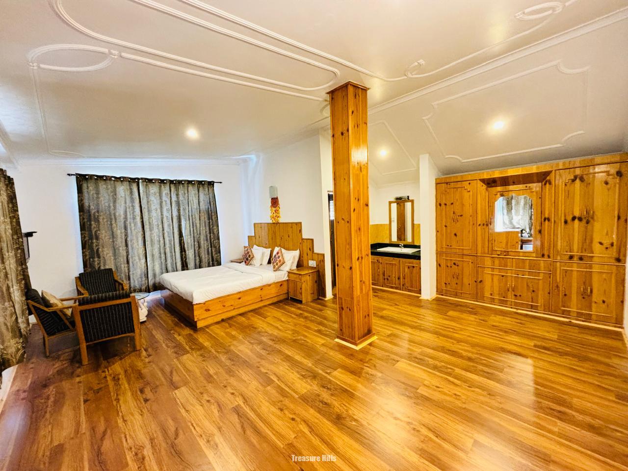 WhatsApp Image 2025-12-18 at 6.56.51 PM (1)